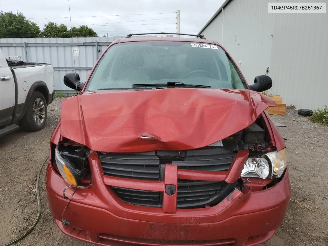 2007 Dodge Caravan Sxt VIN: 1D4GP45R07B251367 Lot: 65964774