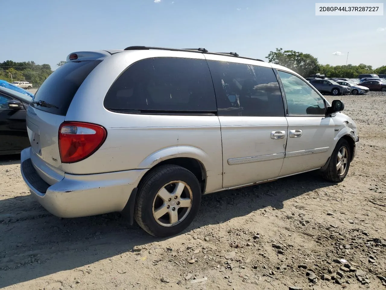 2007 Dodge Grand Caravan Sxt VIN: 2D8GP44L37R287227 Lot: 67267394