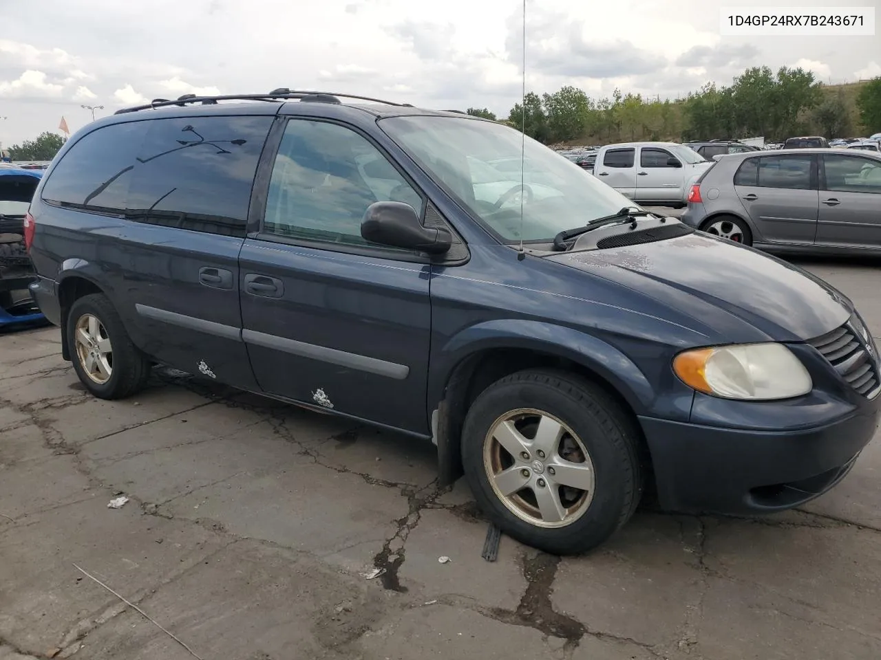 2007 Dodge Grand Caravan Se VIN: 1D4GP24RX7B243671 Lot: 69982654