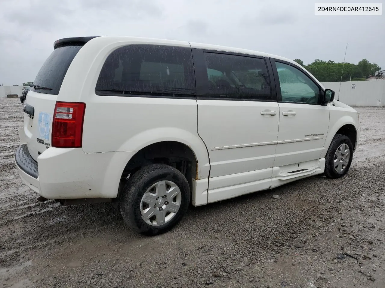 2D4RN4DE0AR412645 2010 Dodge Grand Caravan Se