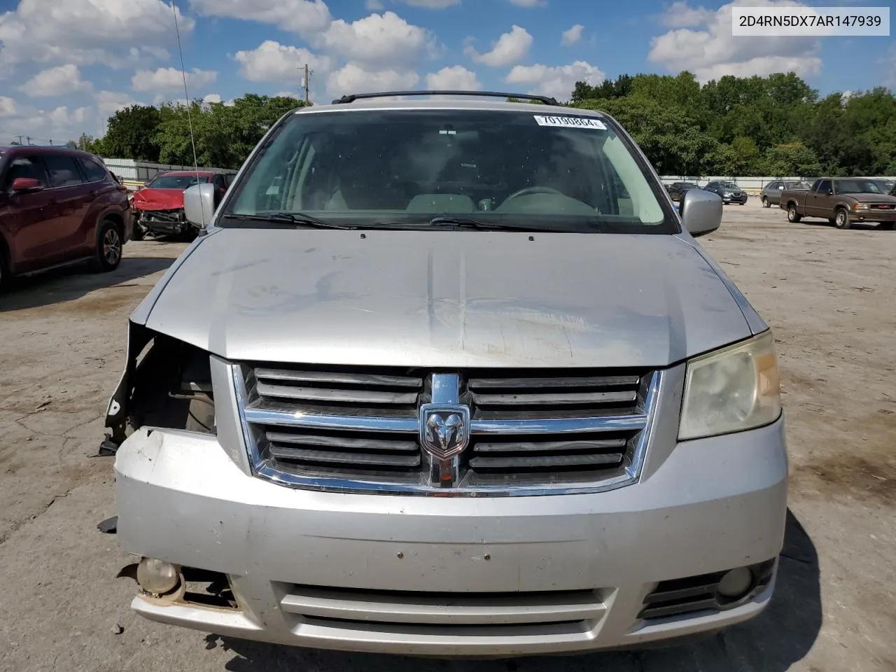 2010 Dodge Grand Caravan Sxt VIN: 2D4RN5DX7AR147939 Lot: 70190864