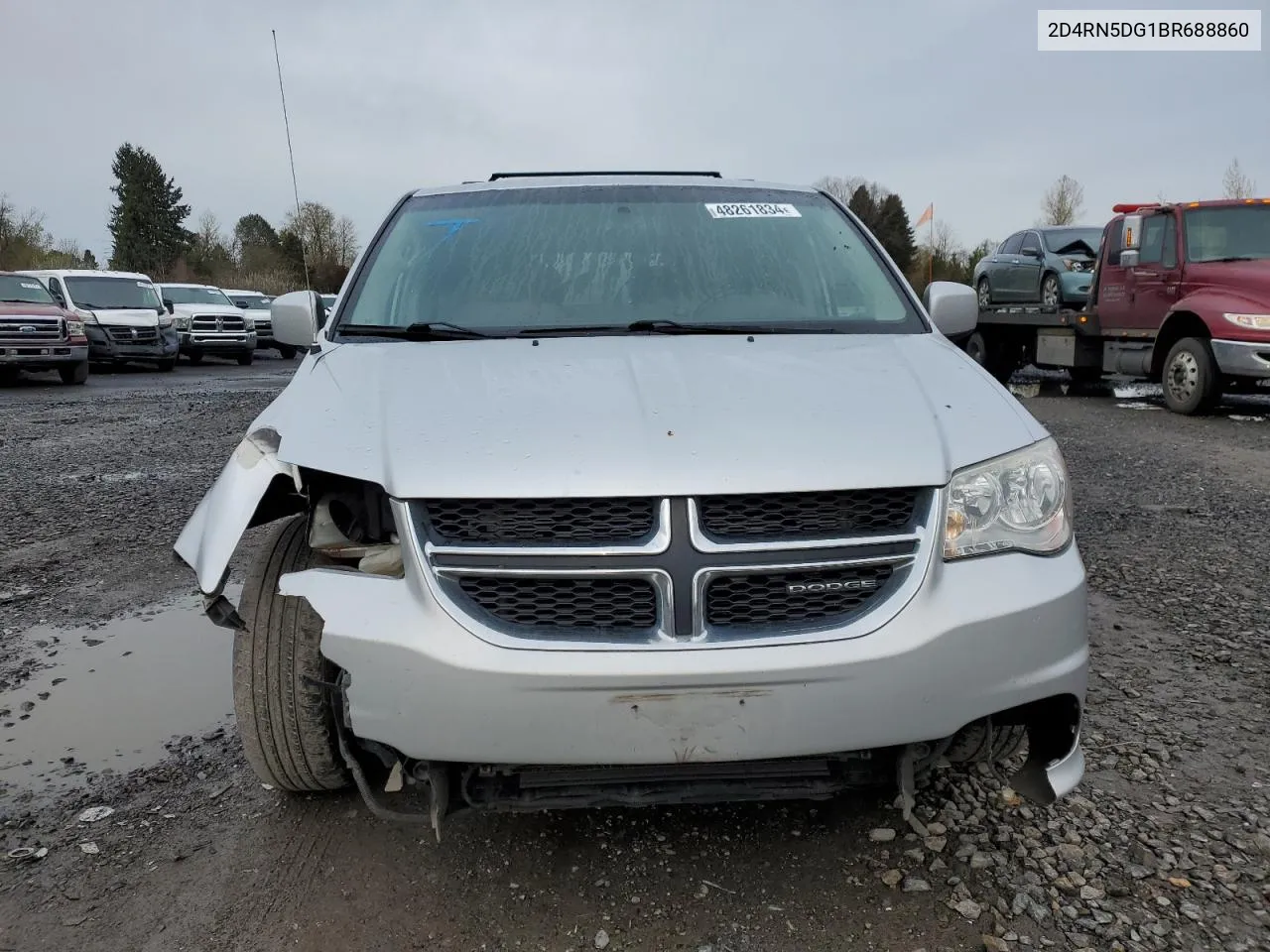 2011 Dodge Grand Caravan Crew VIN: 2D4RN5DG1BR688860 Lot: 48261834