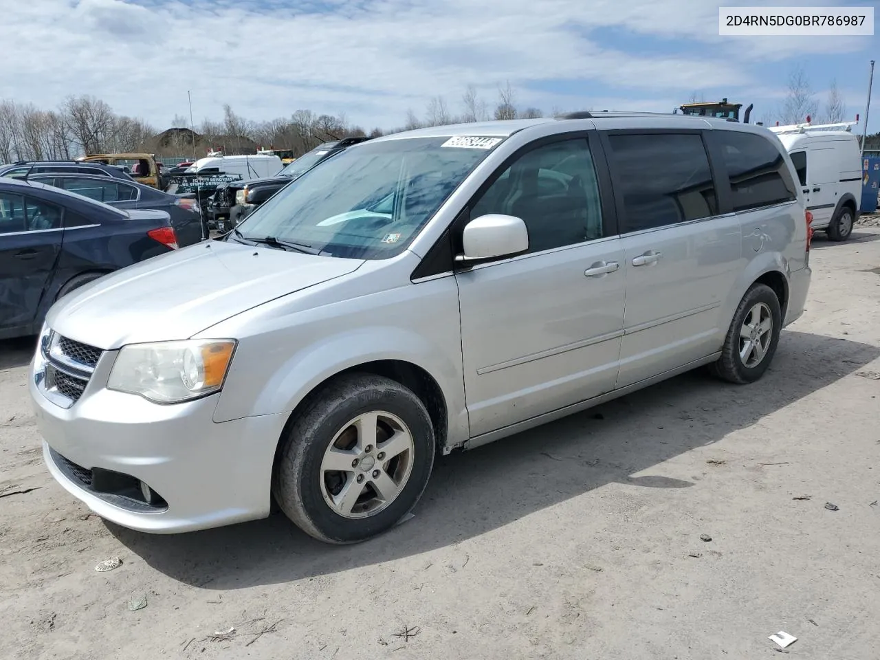 2011 Dodge Grand Caravan Crew VIN: 2D4RN5DG0BR786987 Lot: 50663444