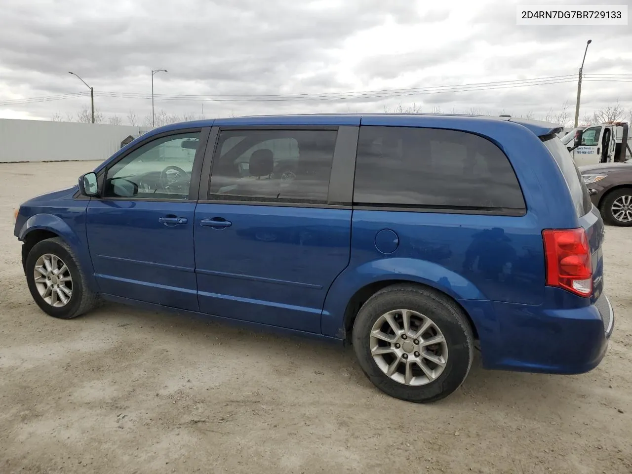 2011 Dodge Grand Caravan R/T VIN: 2D4RN7DG7BR729133 Lot: 52621164