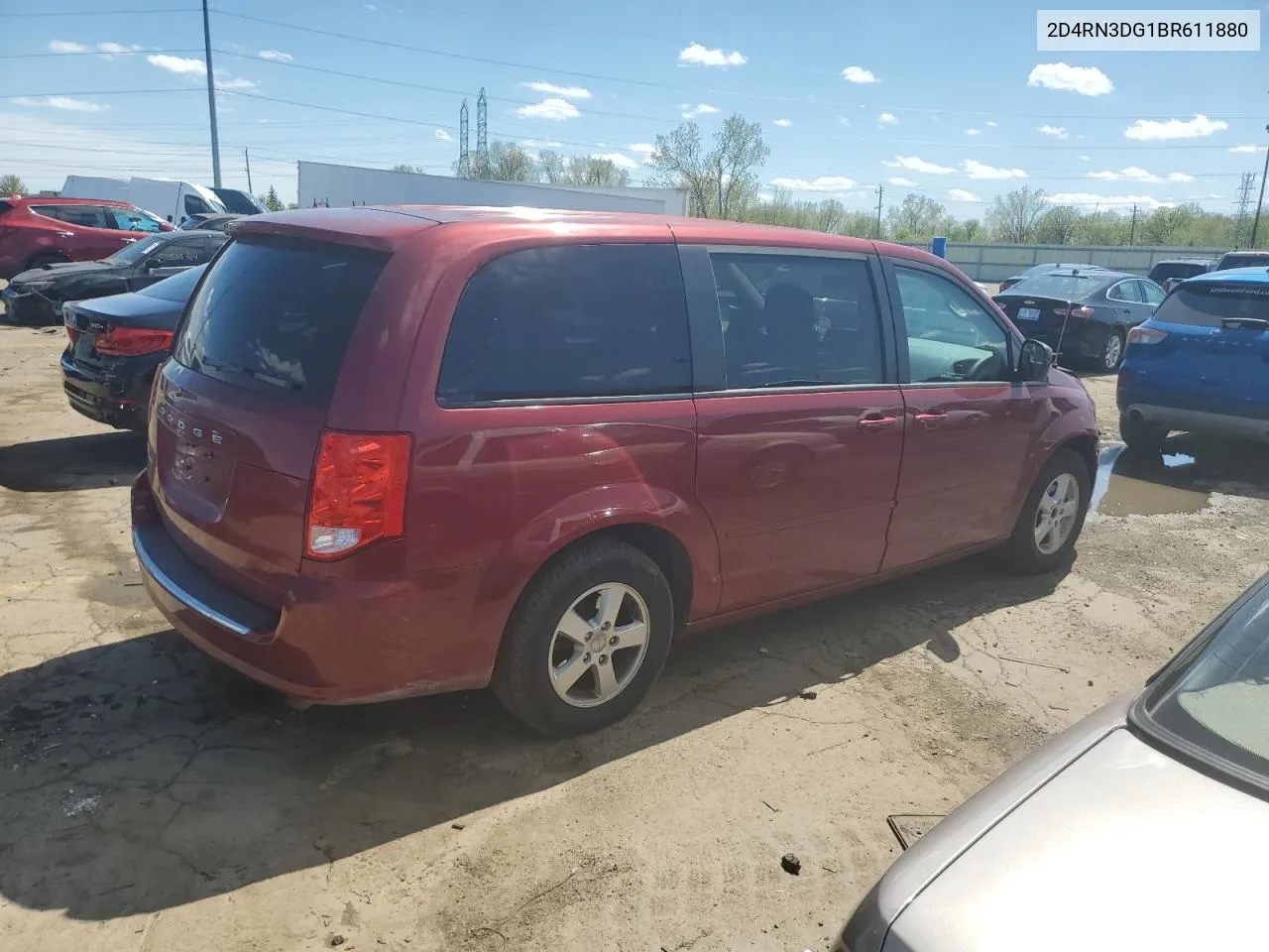 2D4RN3DG1BR611880 2011 Dodge Grand Caravan Mainstreet