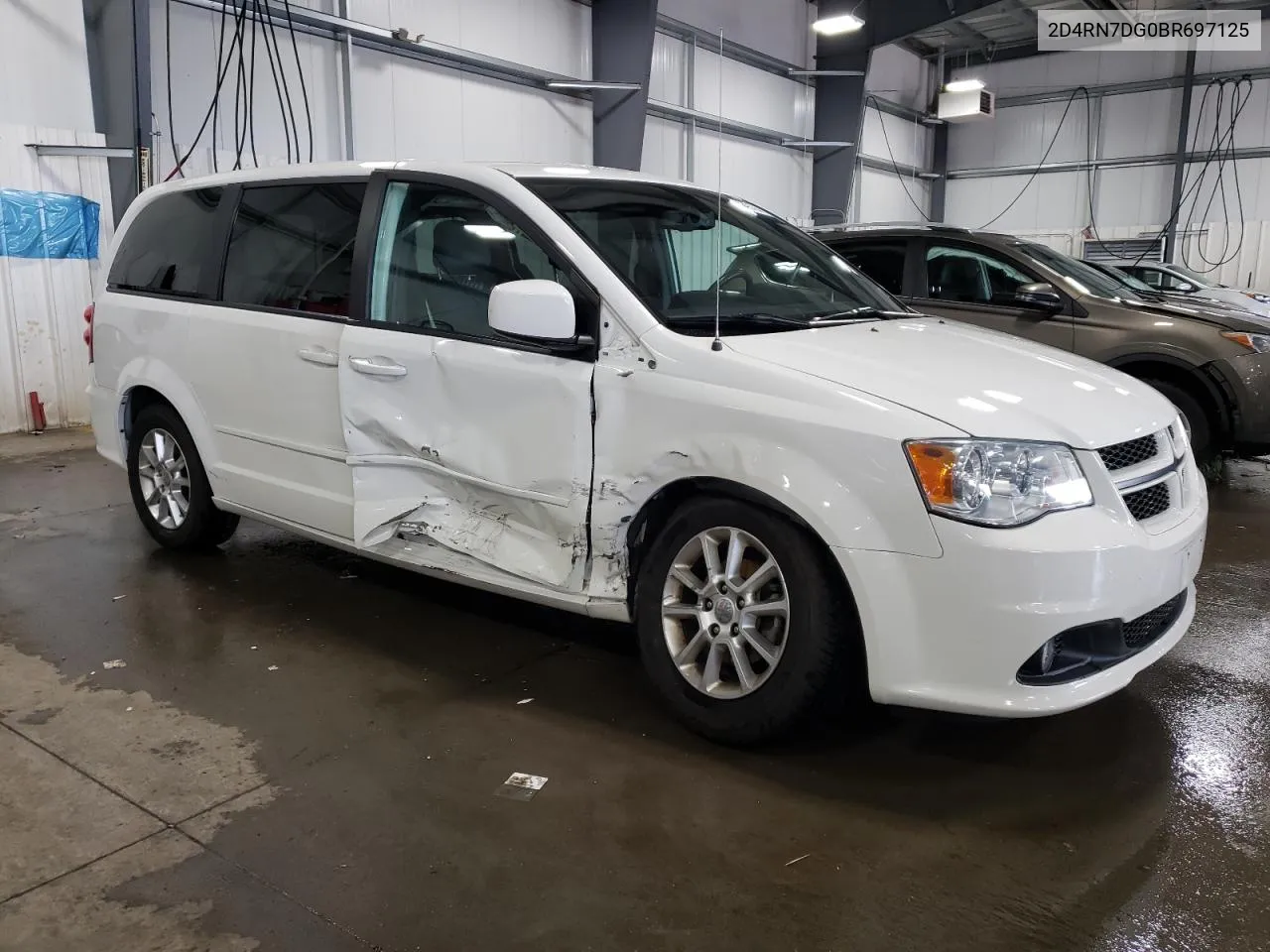 2D4RN7DG0BR697125 2011 Dodge Grand Caravan R/T