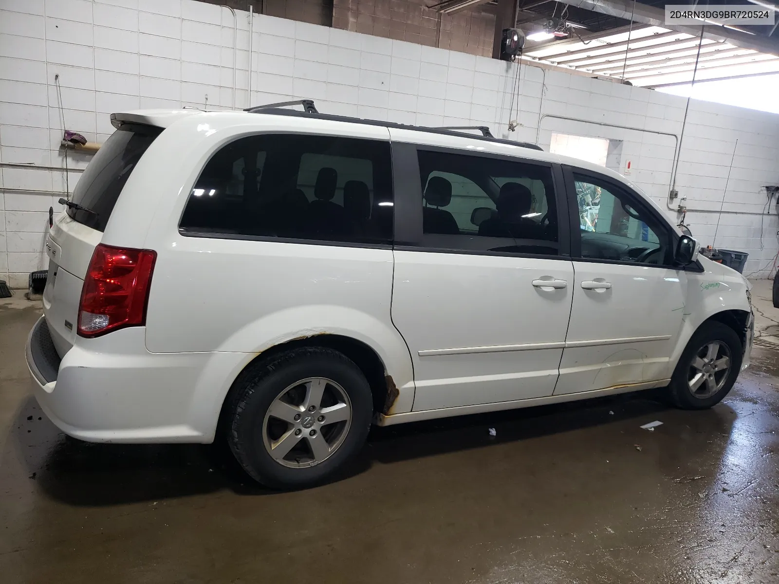 2D4RN3DG9BR720524 2011 Dodge Grand Caravan Mainstreet