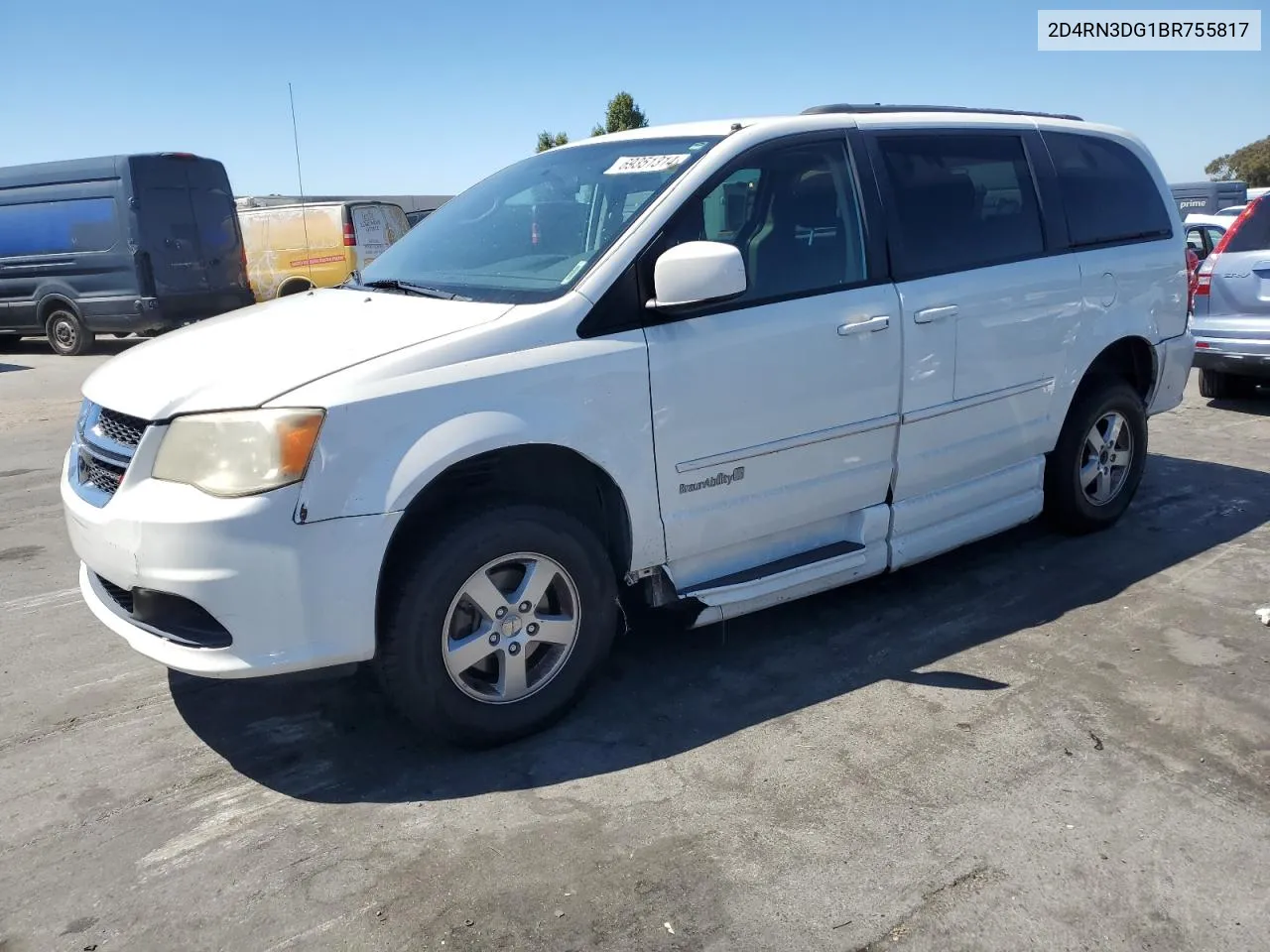 2D4RN3DG1BR755817 2011 Dodge Grand Caravan Mainstreet