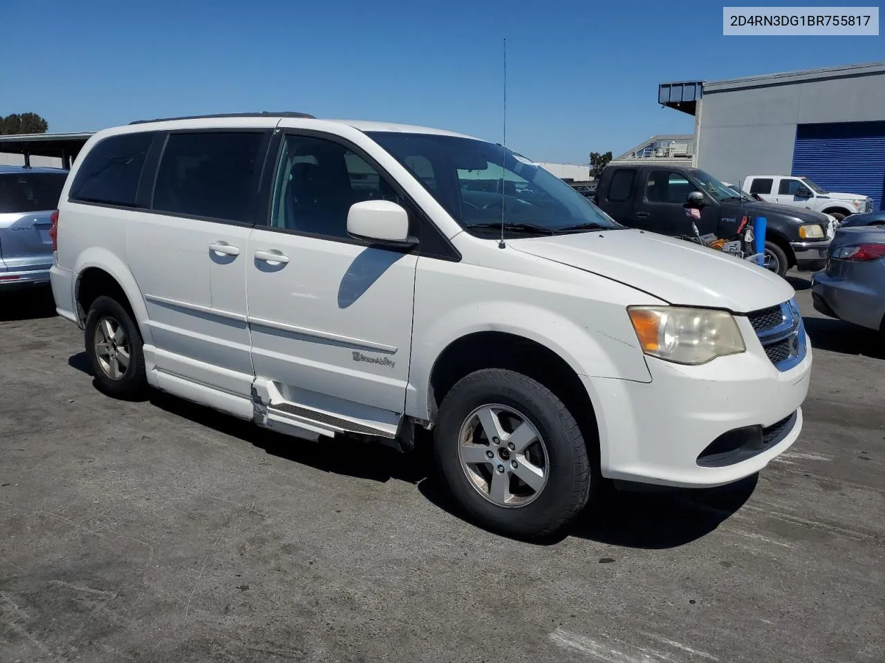 2011 Dodge Grand Caravan Mainstreet VIN: 2D4RN3DG1BR755817 Lot: 69351314