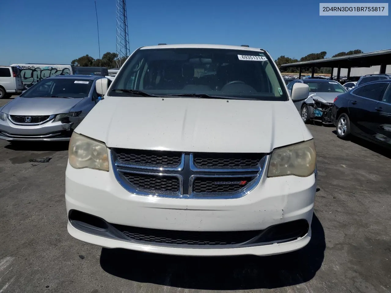 2011 Dodge Grand Caravan Mainstreet VIN: 2D4RN3DG1BR755817 Lot: 69351314