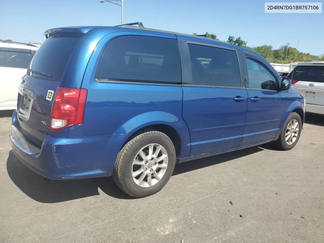 2011 Dodge Grand Caravan R/T VIN: 2D4RN7DG1BR757106 Lot: 71277424