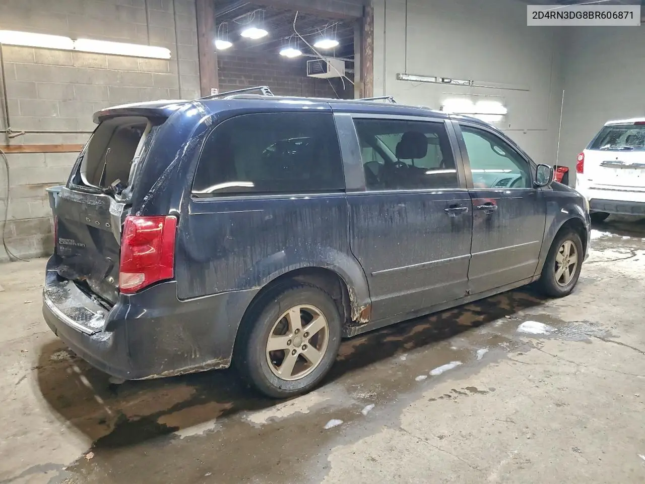 2D4RN3DG8BR606871 2011 Dodge Grand Caravan Mainstreet