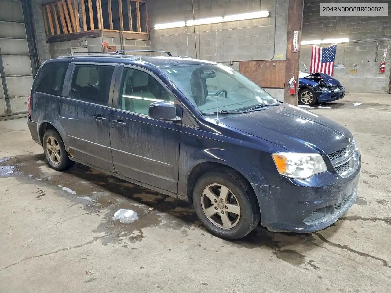 2D4RN3DG8BR606871 2011 Dodge Grand Caravan Mainstreet
