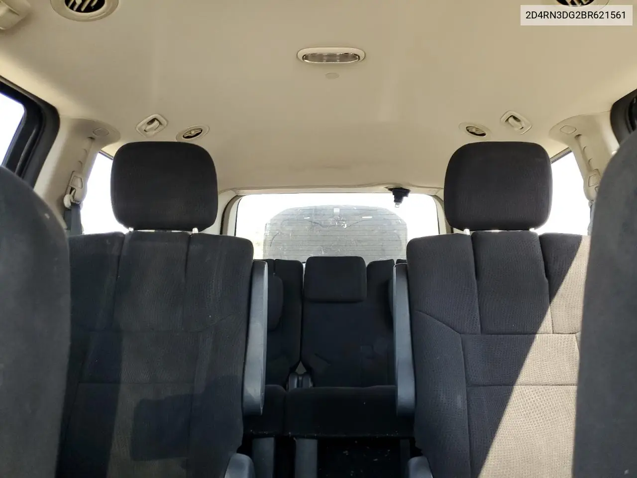 2D4RN3DG2BR621561 2011 Dodge Grand Caravan Mainstreet