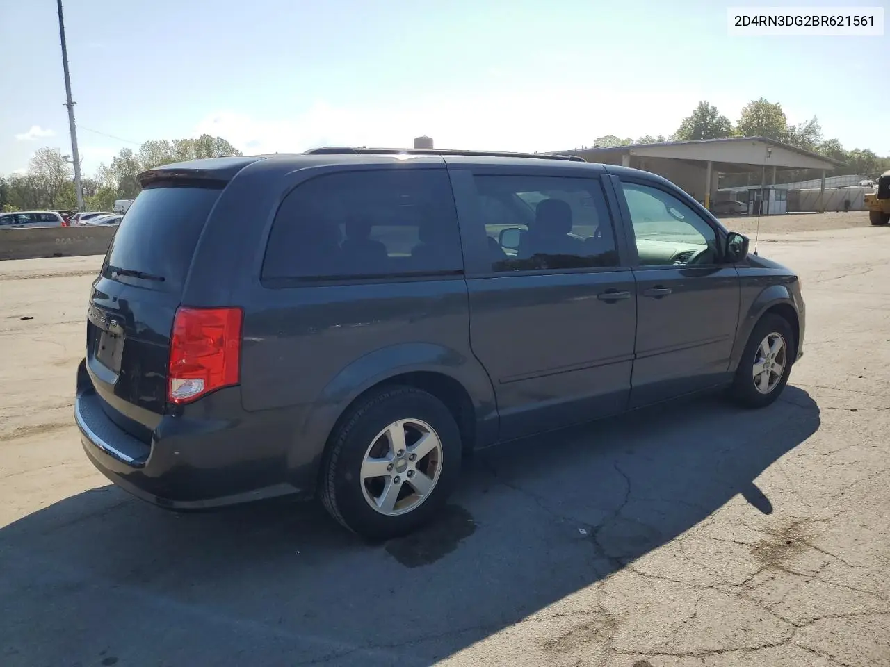 2D4RN3DG2BR621561 2011 Dodge Grand Caravan Mainstreet