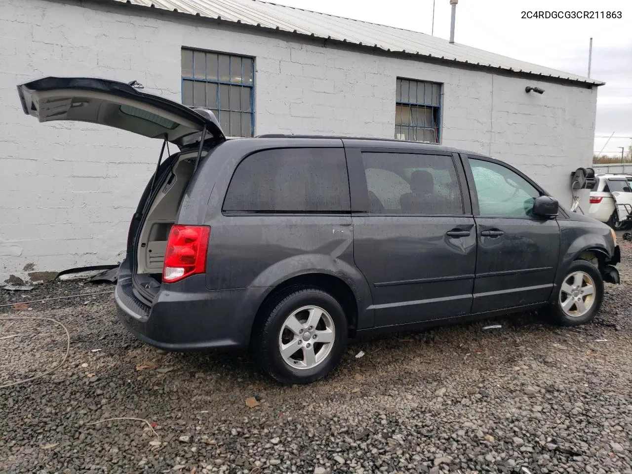 2C4RDGCG3CR211863 2012 Dodge Grand Caravan Sxt