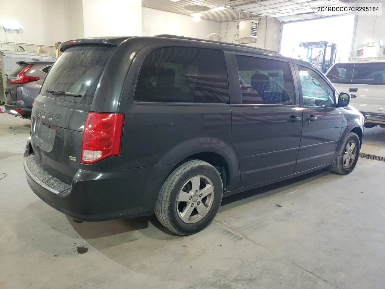 2C4RDGCG7CR295184 2012 Dodge Grand Caravan Sxt