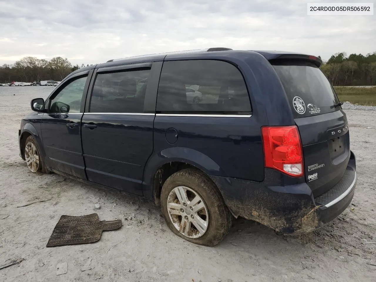 2C4RDGDG5DR506592 2013 Dodge Grand Caravan Crew