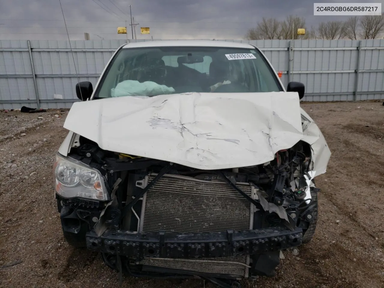 2C4RDGBG6DR587217 2013 Dodge Grand Caravan Se