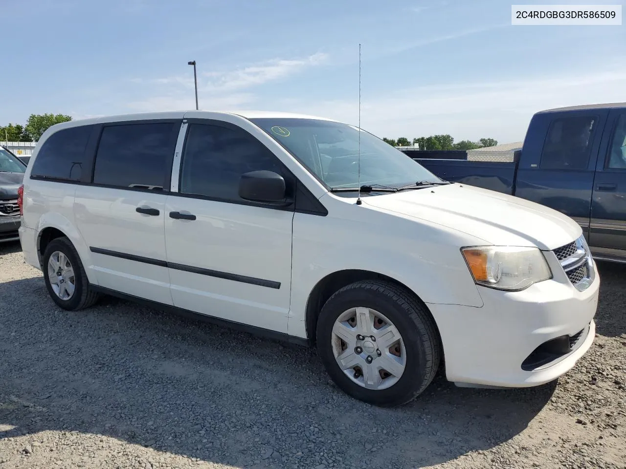 2C4RDGBG3DR586509 2013 Dodge Grand Caravan Se