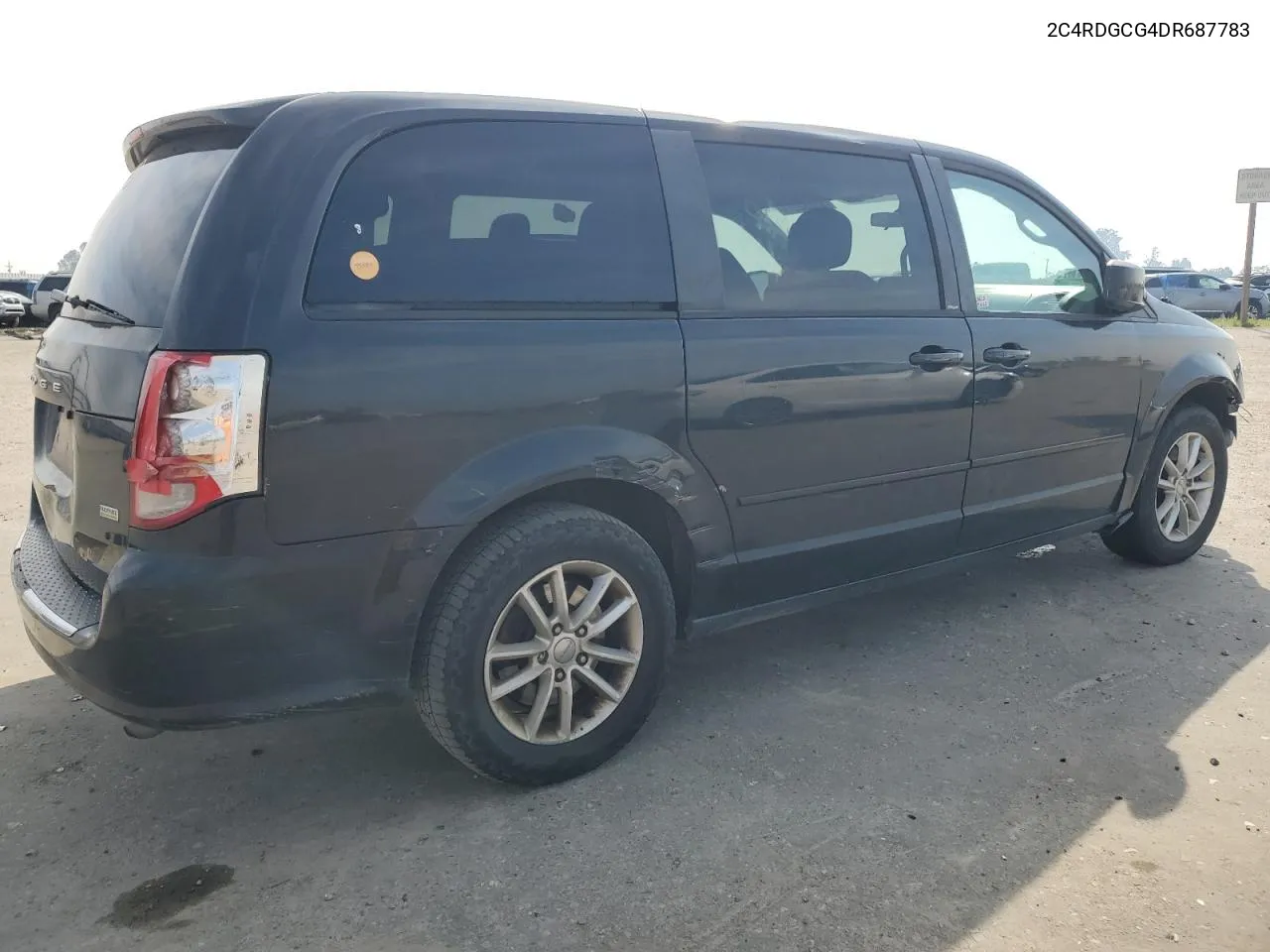 2C4RDGCG4DR687783 2013 Dodge Grand Caravan Sxt