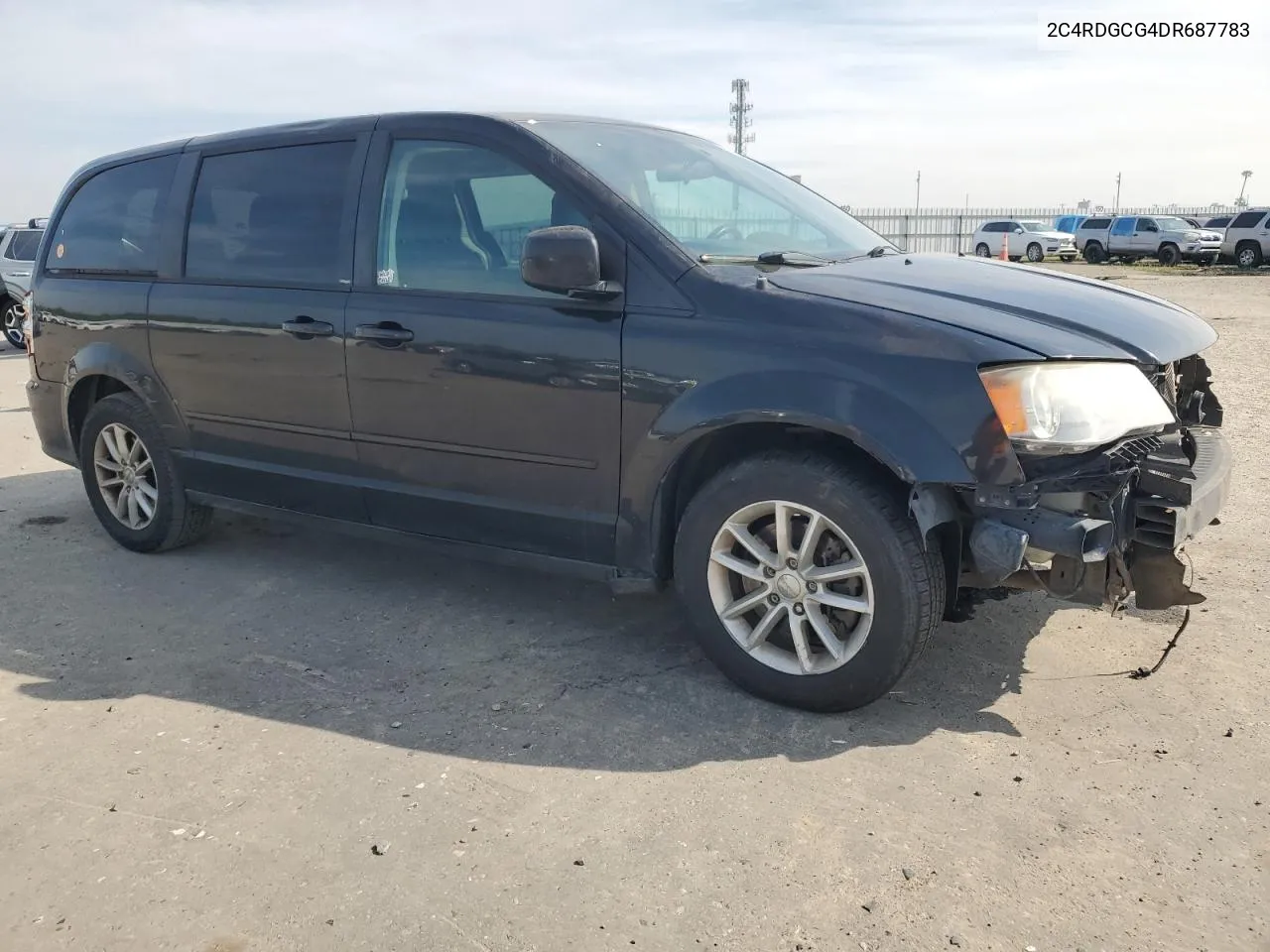 2C4RDGCG4DR687783 2013 Dodge Grand Caravan Sxt