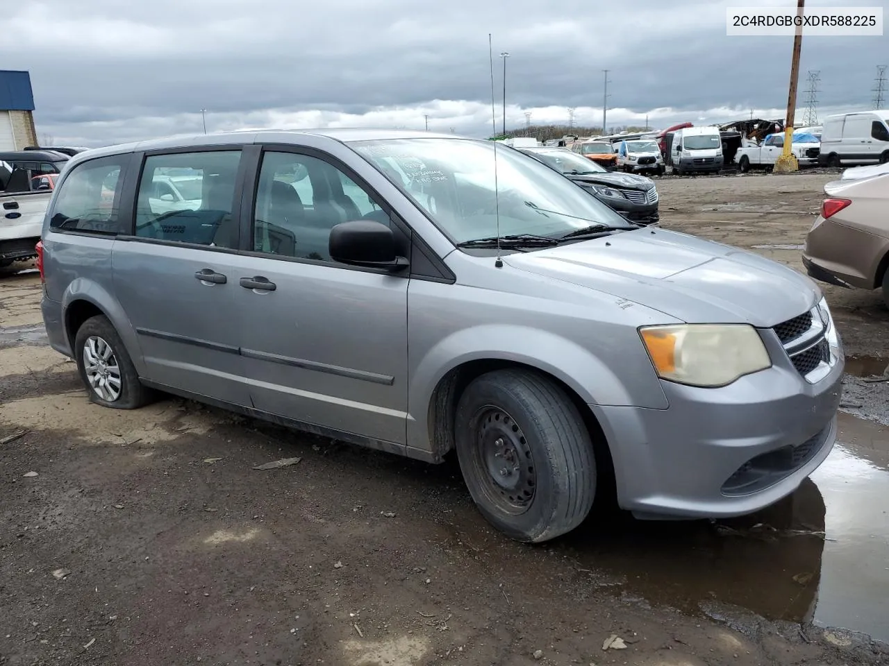 2C4RDGBGXDR588225 2013 Dodge Grand Caravan Se