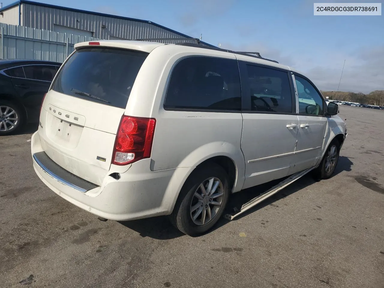 2C4RDGCG3DR738691 2013 Dodge Grand Caravan Sxt