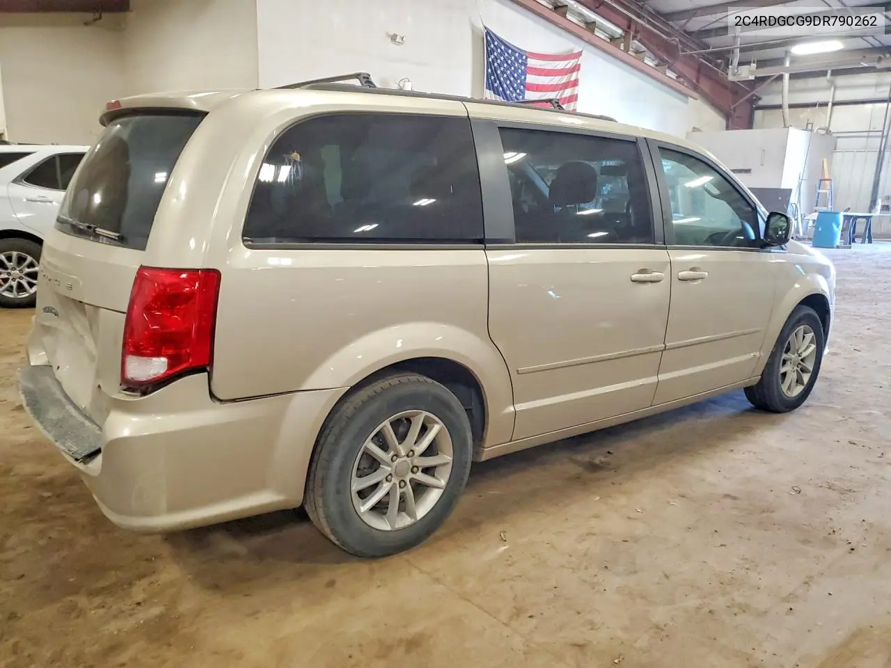 2C4RDGCG9DR790262 2013 Dodge Grand Caravan Sxt