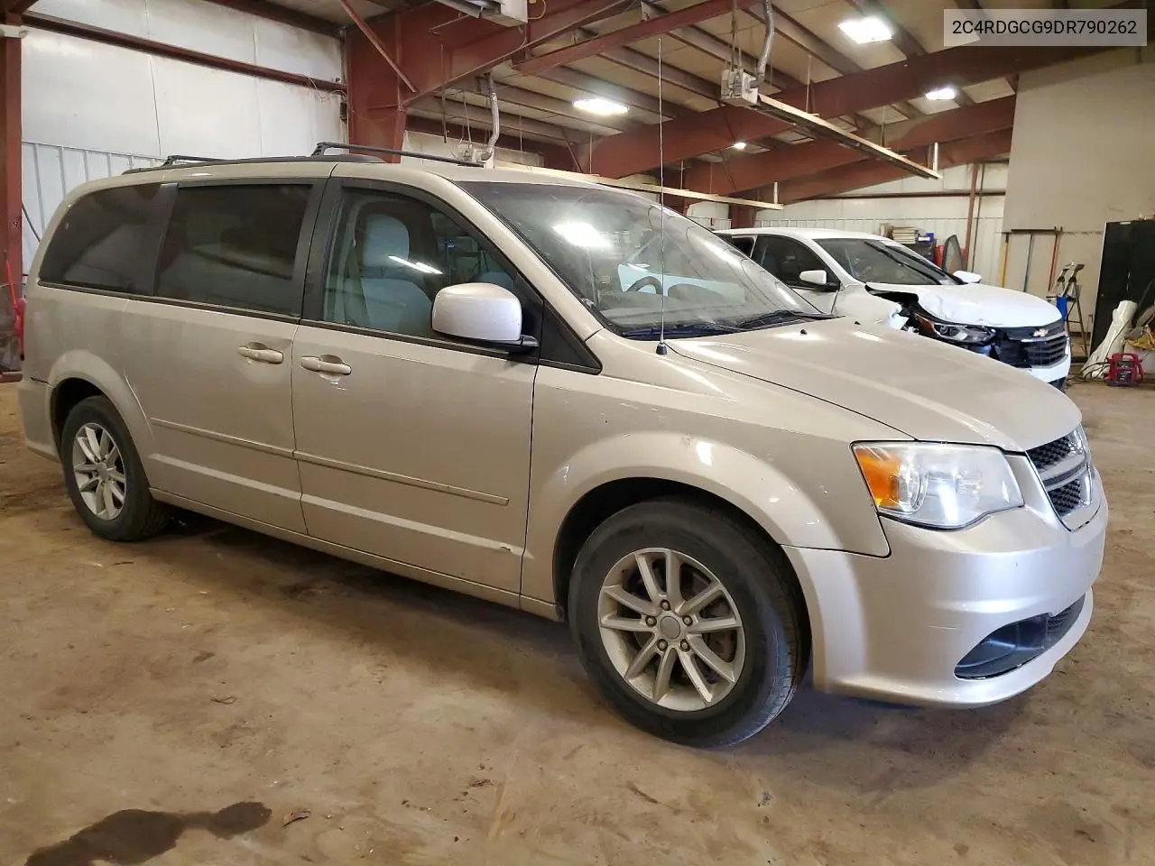 2C4RDGCG9DR790262 2013 Dodge Grand Caravan Sxt
