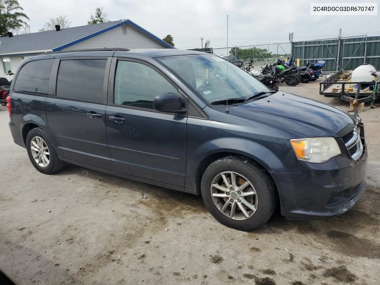 2013 Dodge Grand Caravan Sxt VIN: 2C4RDGCG3DR670747 Lot: 53397954