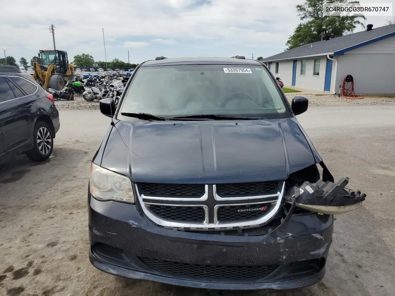 2013 Dodge Grand Caravan Sxt VIN: 2C4RDGCG3DR670747 Lot: 53397954