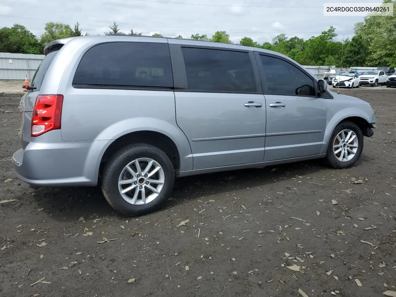 2C4RDGCG3DR640261 2013 Dodge Grand Caravan Sxt