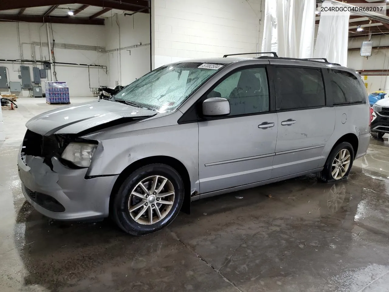 2C4RDGCG4DR682017 2013 Dodge Grand Caravan Sxt