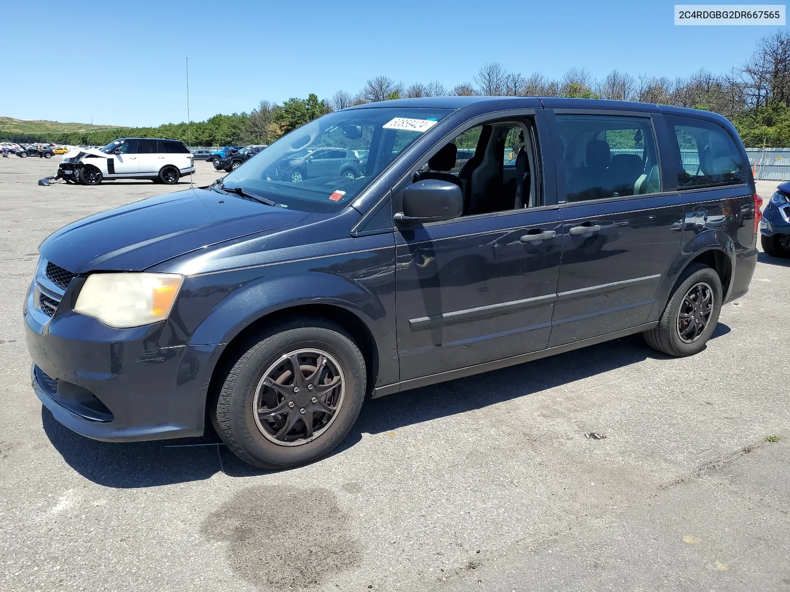 2C4RDGBG2DR667565 2013 Dodge Grand Caravan Se