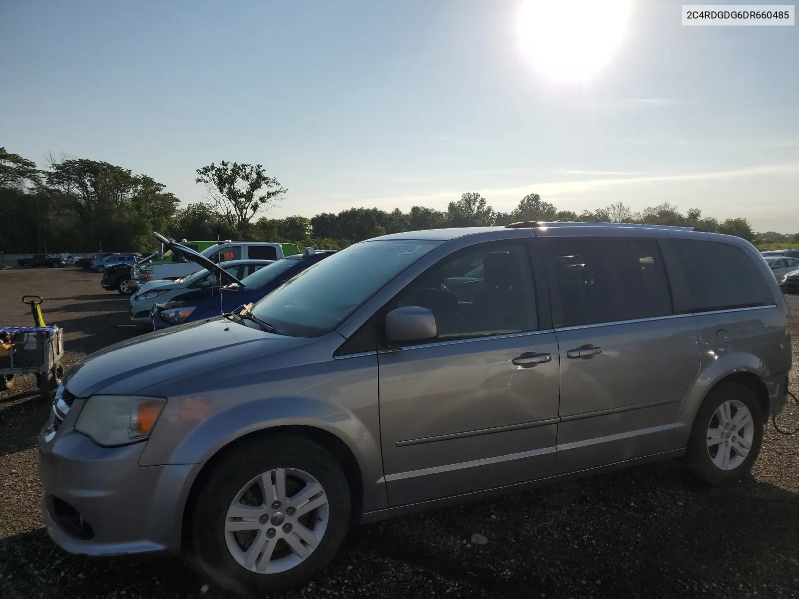 2013 Dodge Grand Caravan Crew VIN: 2C4RDGDG6DR660485 Lot: 65207874