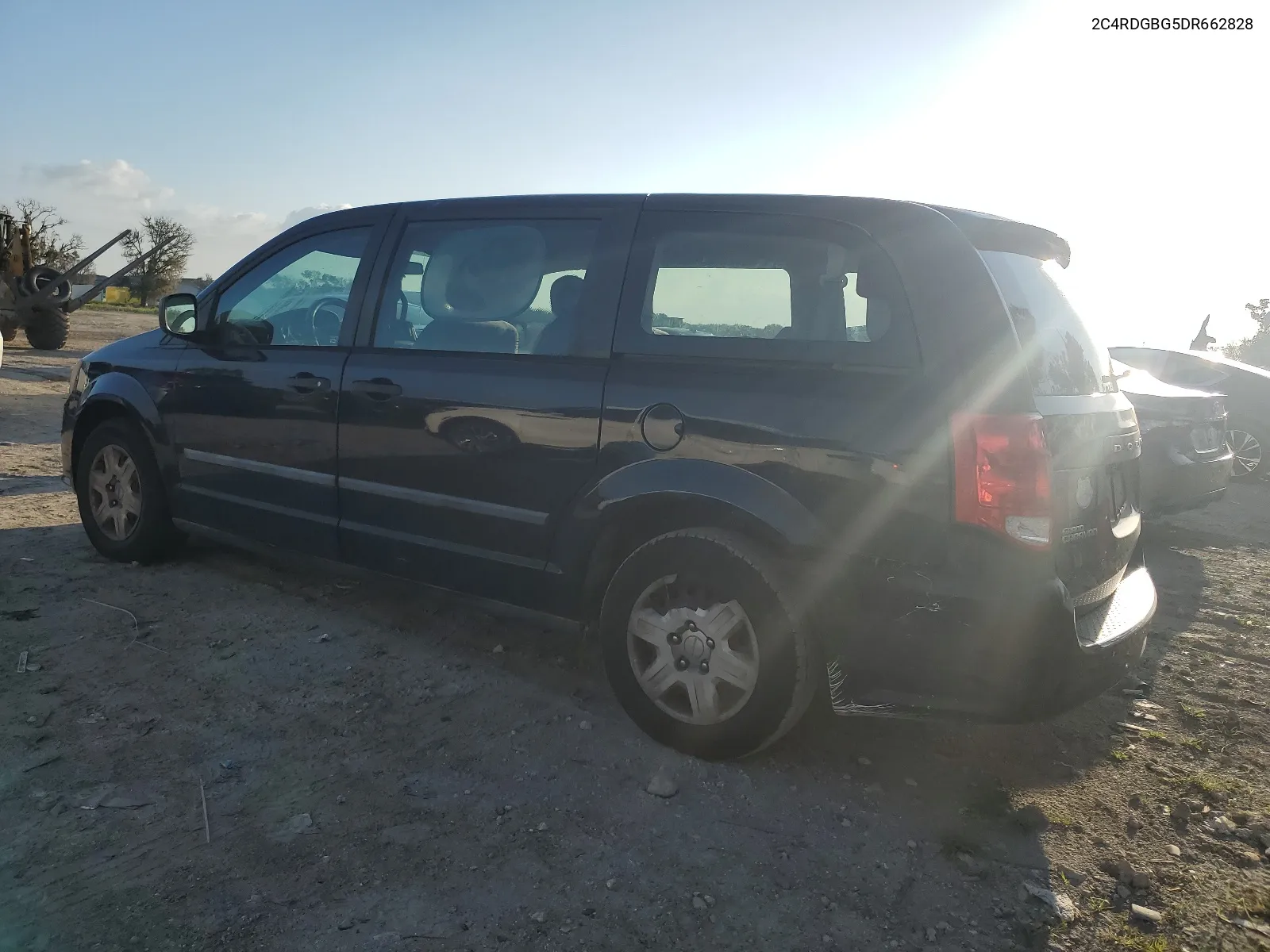 2C4RDGBG5DR662828 2013 Dodge Grand Caravan Se