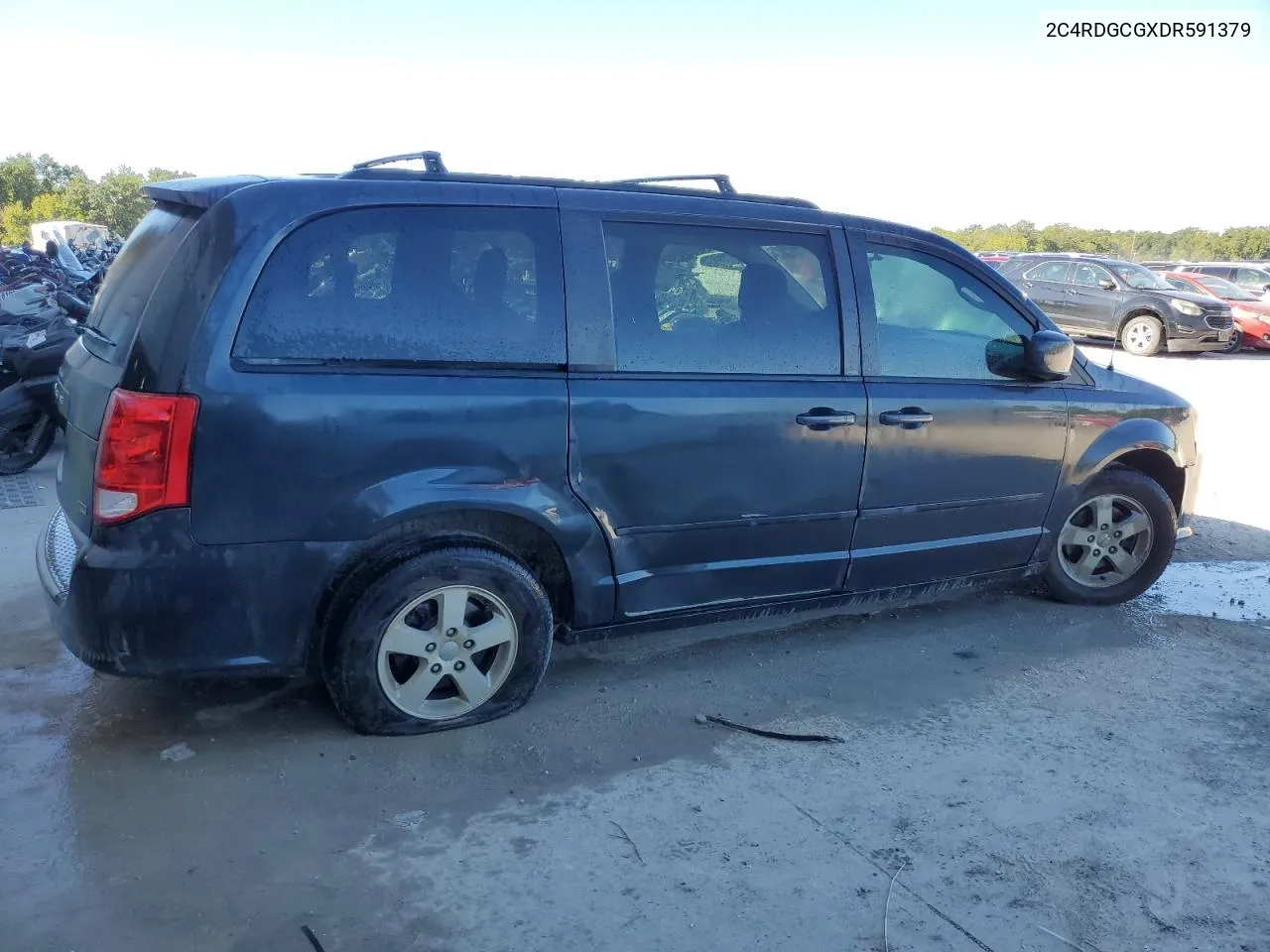 2C4RDGCGXDR591379 2013 Dodge Grand Caravan Sxt