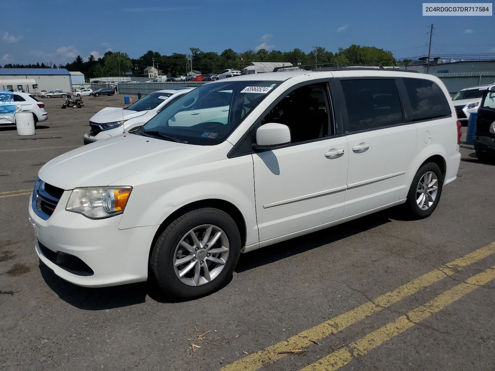 2013 Dodge Grand Caravan Sxt VIN: 2C4RDGCG7DR717584 Lot: 68968524