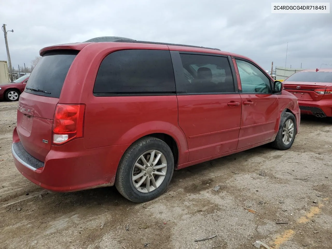 2C4RDGCG4DR718451 2013 Dodge Grand Caravan Sxt