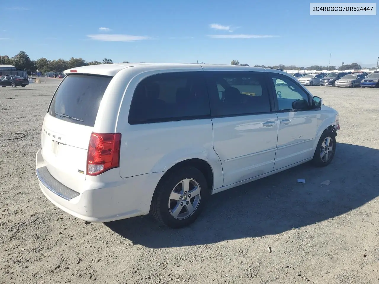 2C4RDGCG7DR524447 2013 Dodge Grand Caravan Sxt