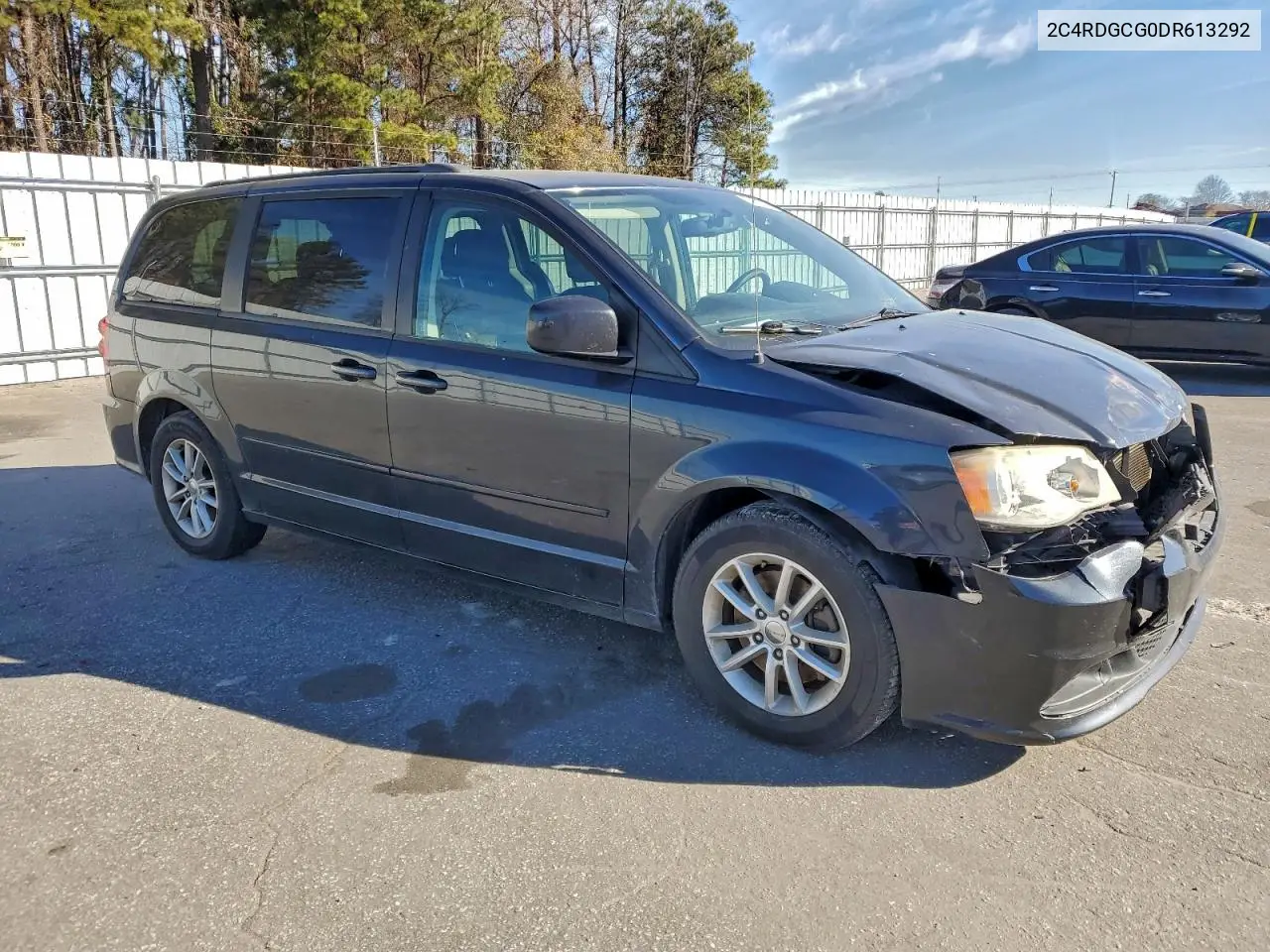2C4RDGCG0DR613292 2013 Dodge Grand Caravan Sxt