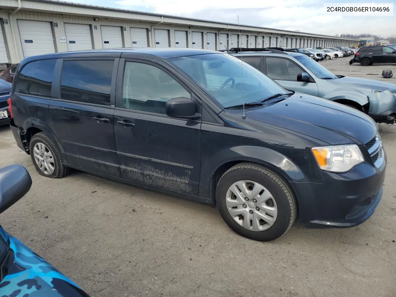 2C4RDGBG6ER104696 2014 Dodge Grand Caravan Se