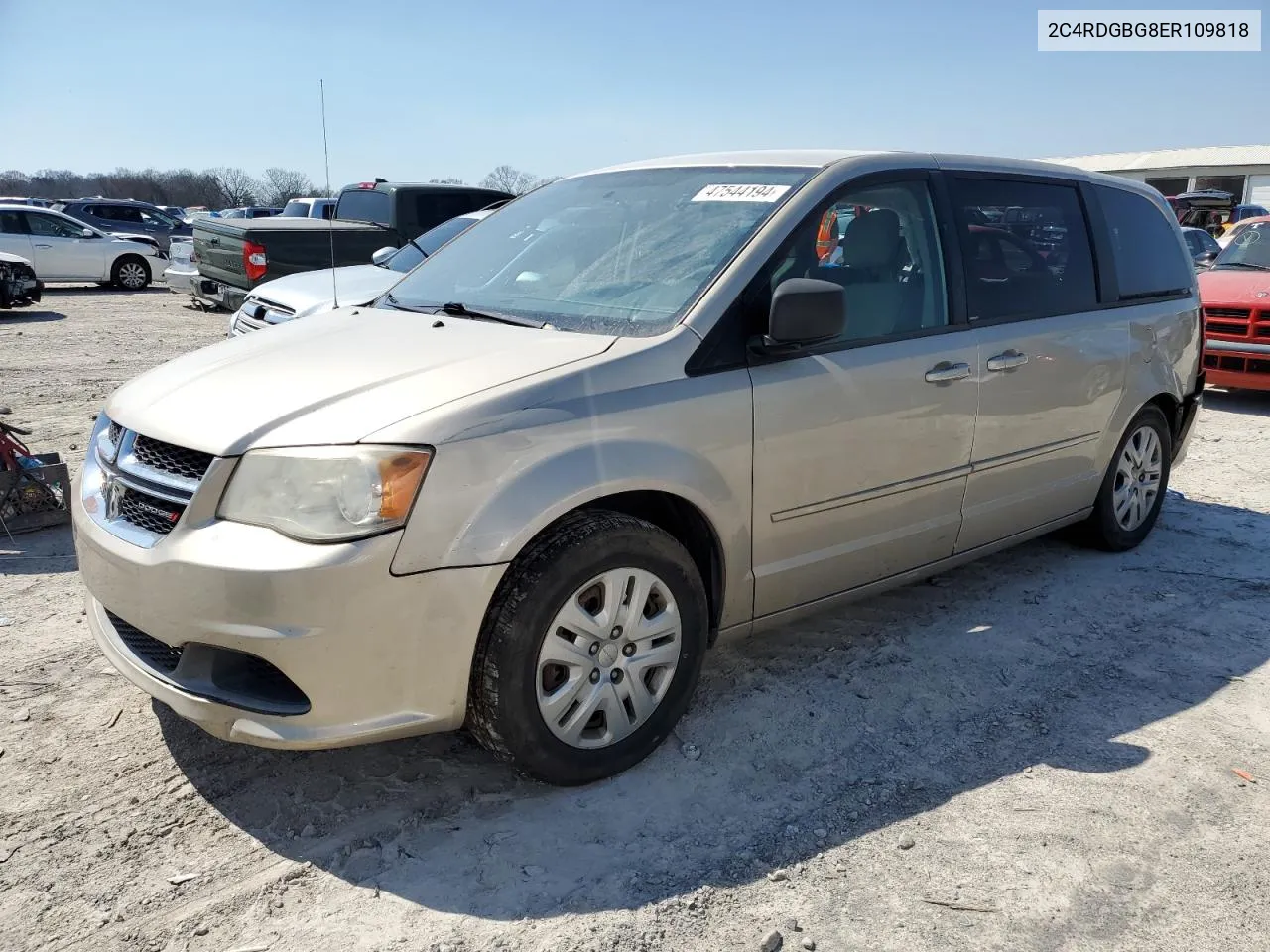 2C4RDGBG8ER109818 2014 Dodge Grand Caravan Se