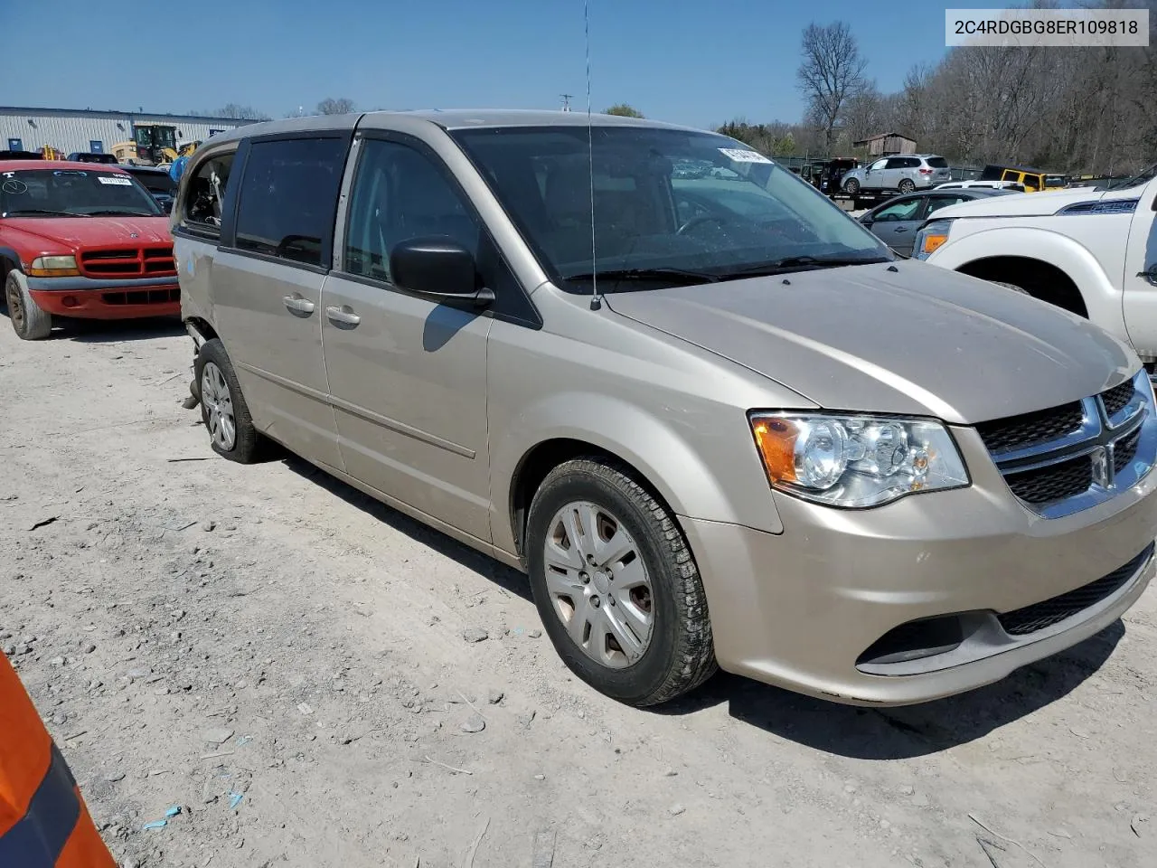 2C4RDGBG8ER109818 2014 Dodge Grand Caravan Se