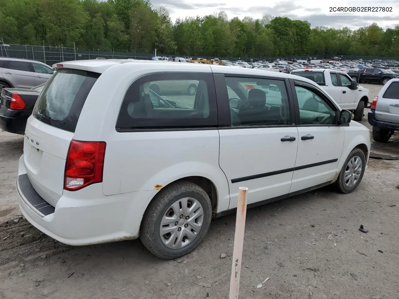 2C4RDGBG2ER227802 2014 Dodge Grand Caravan Se