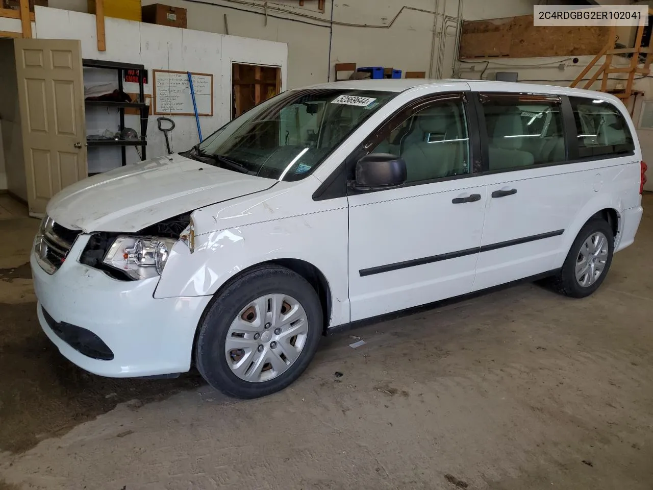 2C4RDGBG2ER102041 2014 Dodge Grand Caravan Se