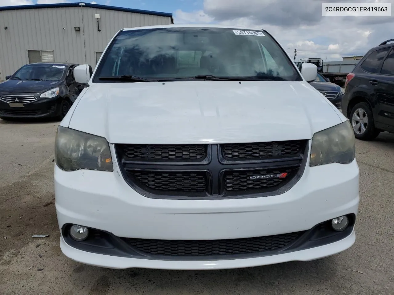 2C4RDGCG1ER419663 2014 Dodge Grand Caravan Sxt