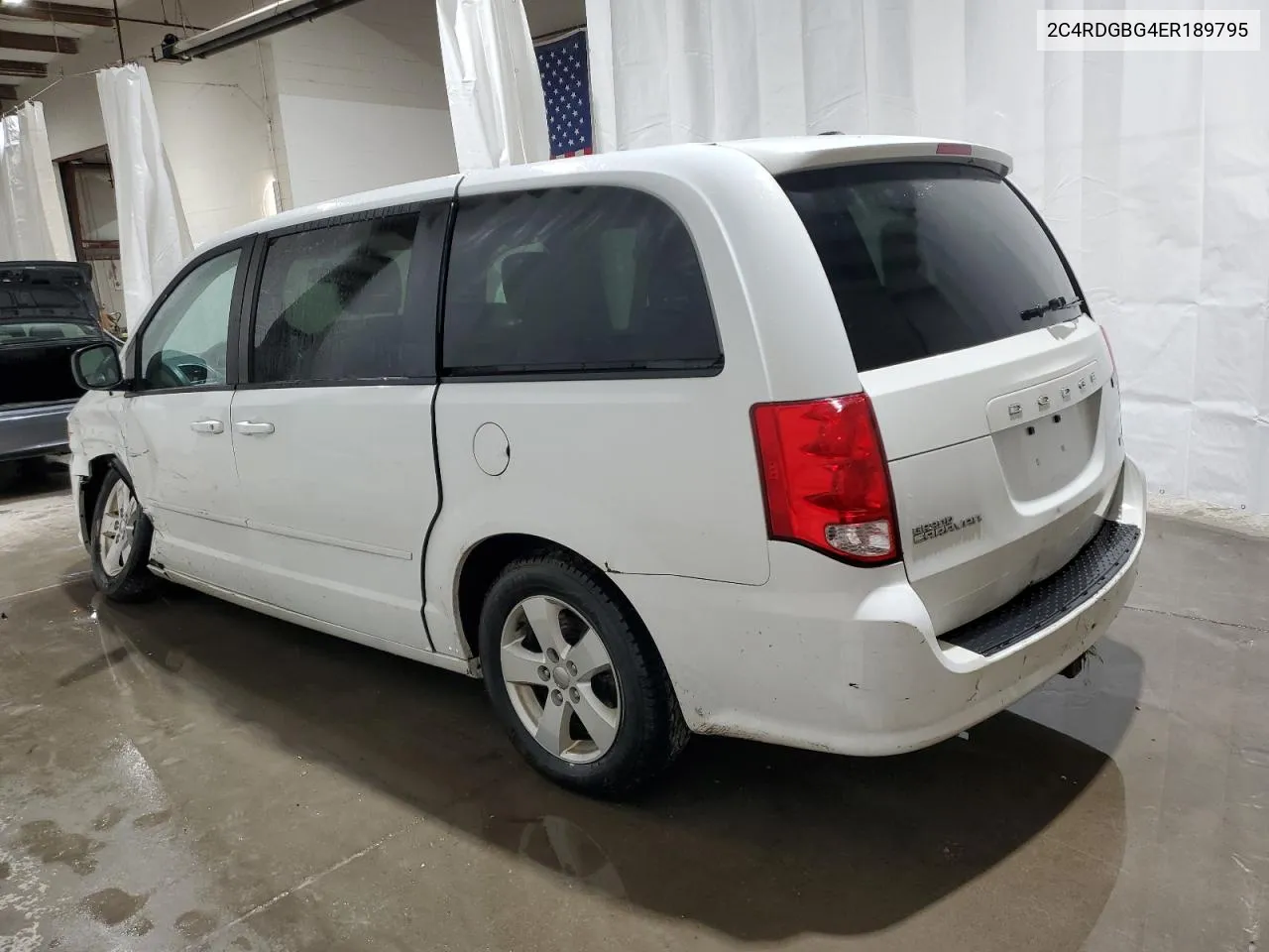 2C4RDGBG4ER189795 2014 Dodge Grand Caravan Se