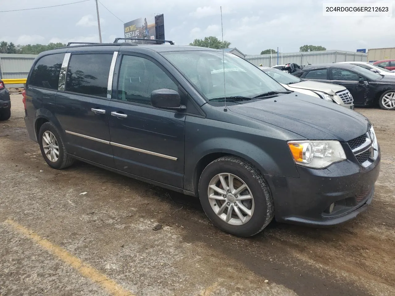 2C4RDGCG6ER212623 2014 Dodge Grand Caravan Sxt